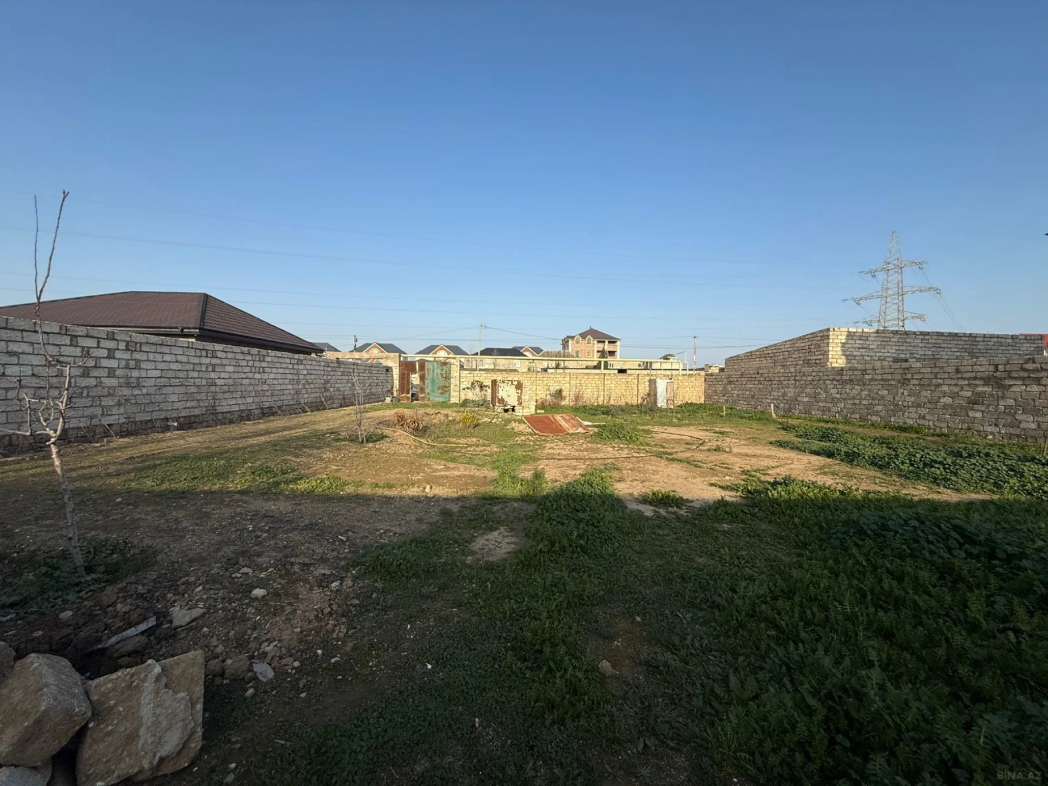 Satılır torpaq sahəsi 8 m²