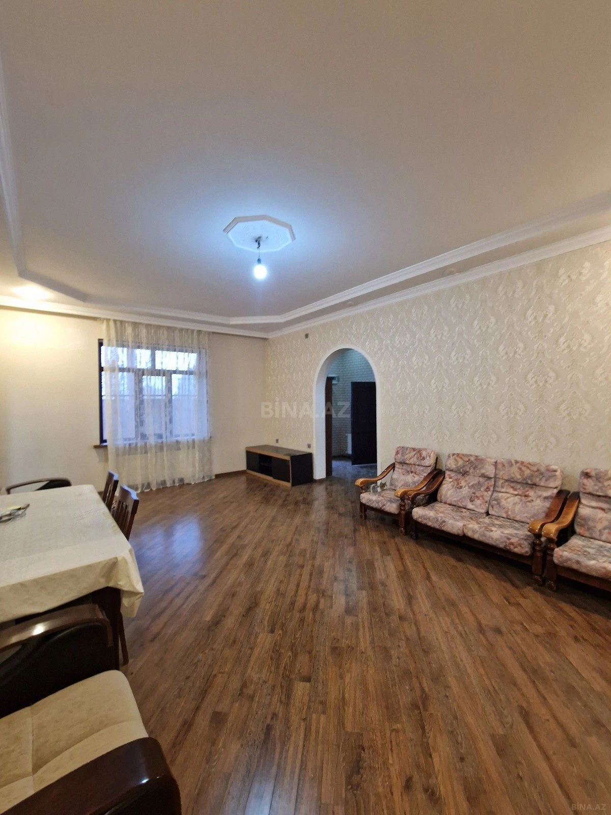 Satılır 5 otaqlı həyət evi 170 m²