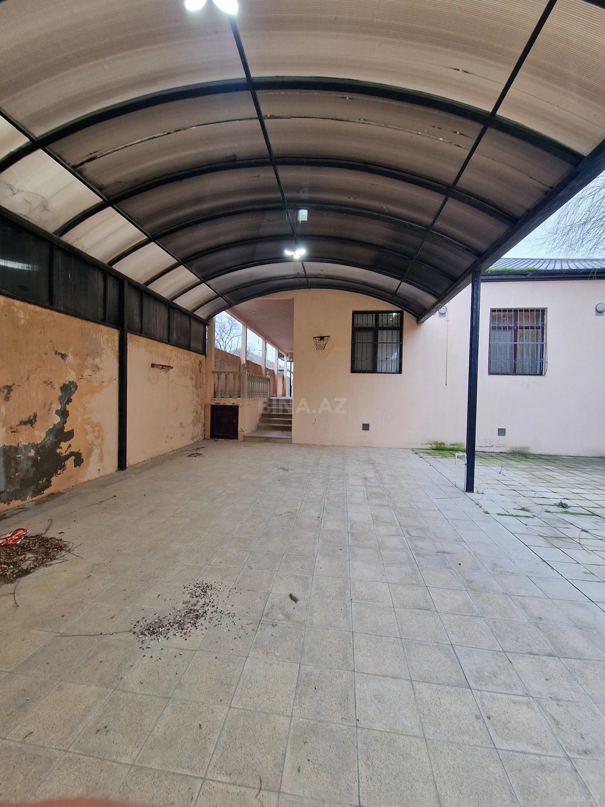 Satılır 5 otaqlı həyət evi 170 m²