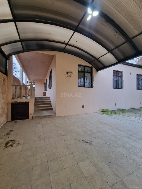 Satılır 5 otaqlı həyət evi 170 m²