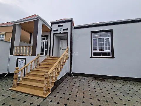 Satılır 4 otaqlı həyət evi 121 m²