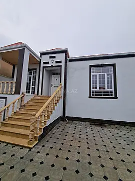 Satılır 4 otaqlı həyət evi 121 m²