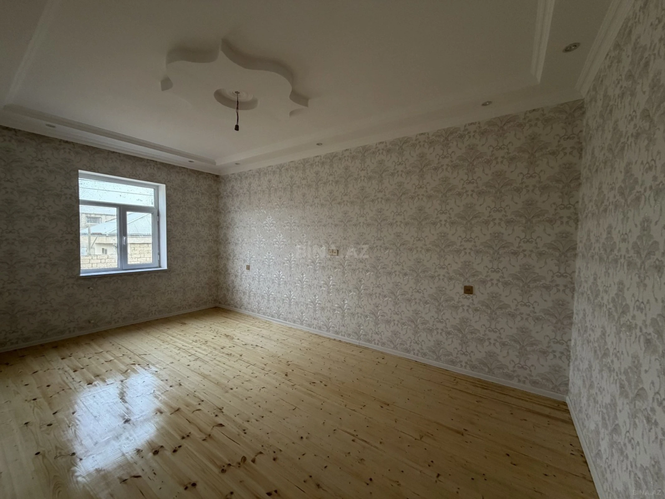Satılır 3 otaqlı həyət evi 80 m²