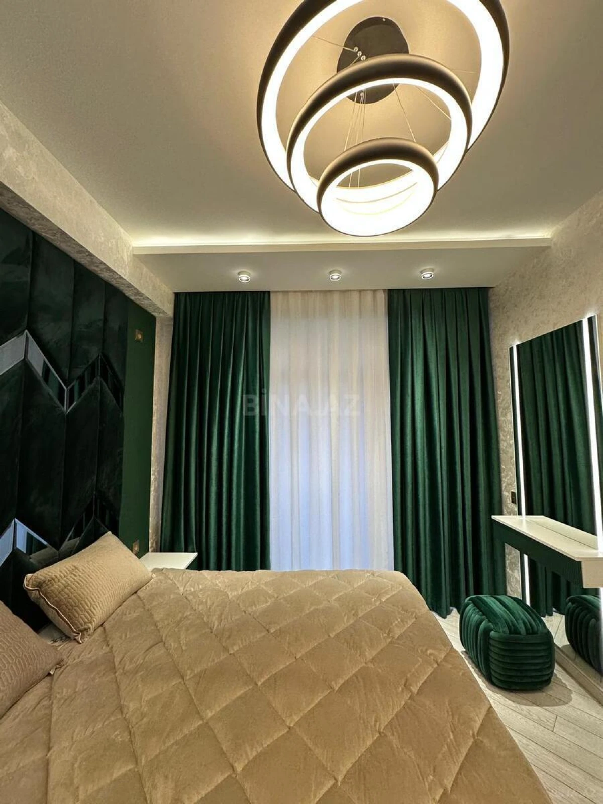 Satılır 2 otaqlı mənzil 55 m²