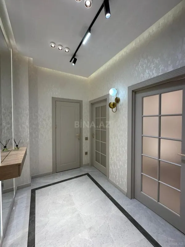 Satılır 2 otaqlı mənzil 55 m²