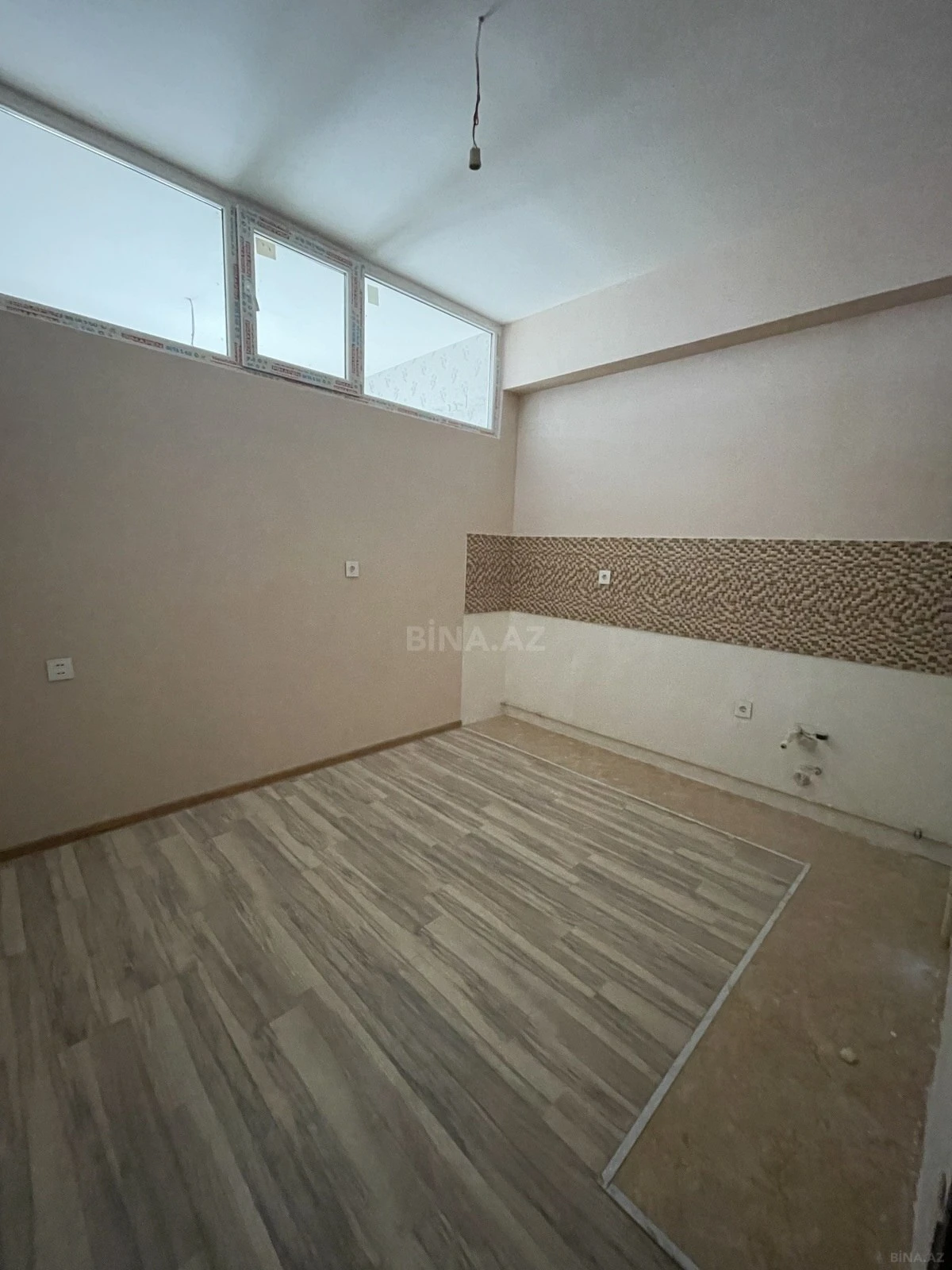 Satılır 3 otaqlı mənzil 70 m²
