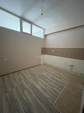Satılır 3 otaqlı mənzil 70 m²