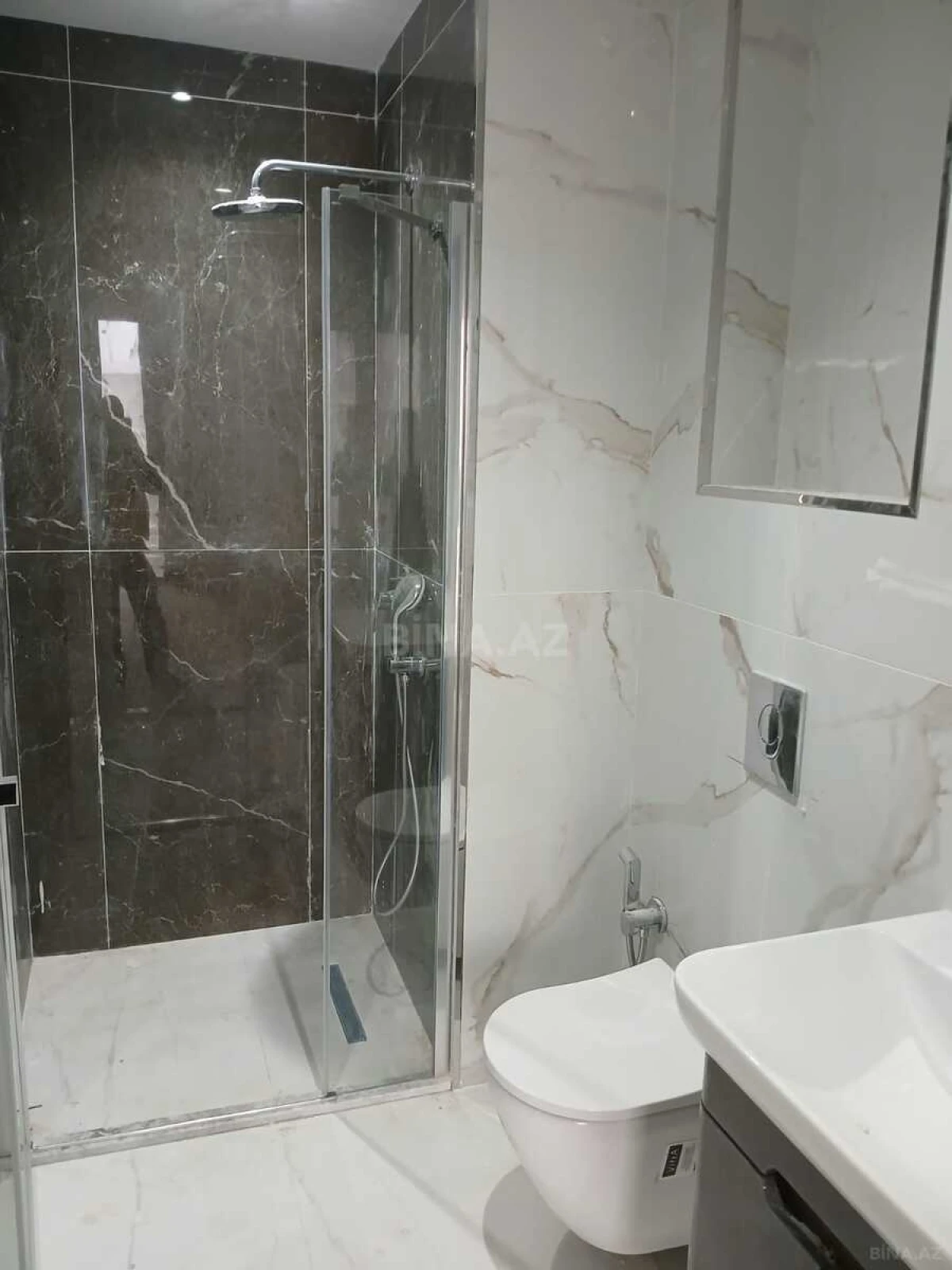 Satılır 3 otaqlı mənzil 82 m²