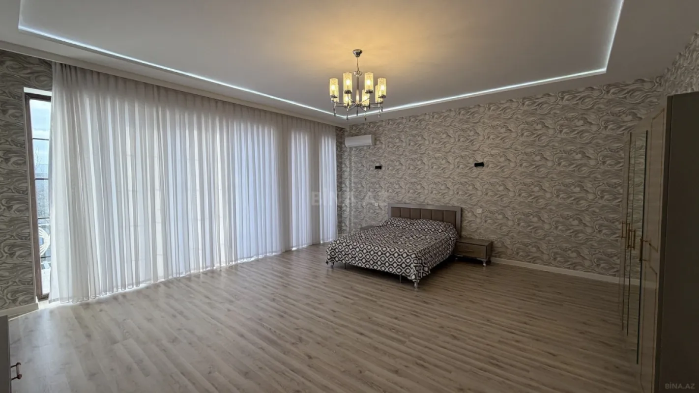 Satılır 7 otaqlı həyət evi 450 m²