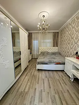 Satılır 2 otaqlı mənzil 60 m²