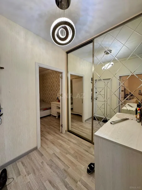 Satılır 2 otaqlı mənzil 60 m²