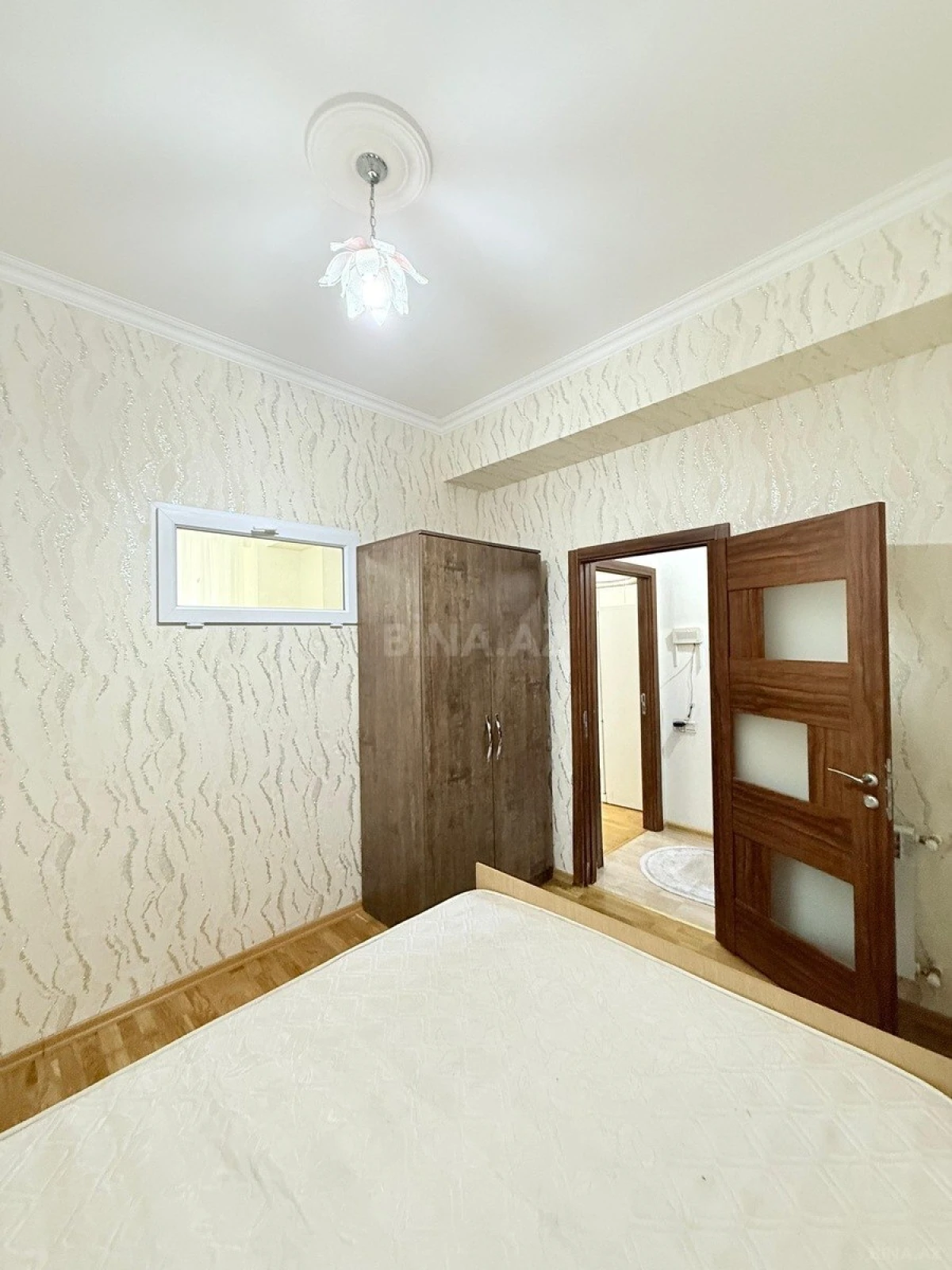 Satılır 2 otaqlı mənzil 45 m²