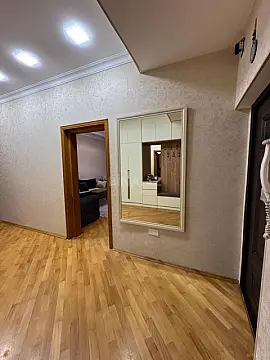 Satılır 3 otaqlı mənzil 140 m²