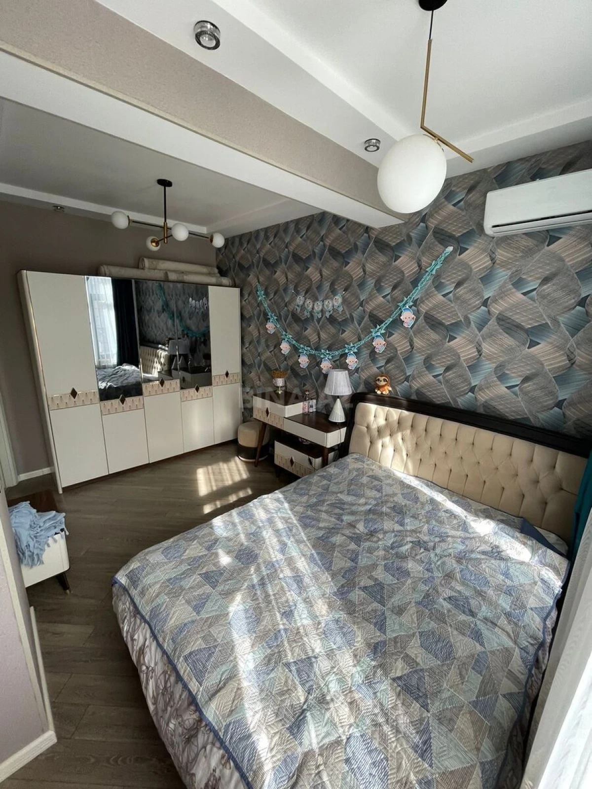 Satılır 3 otaqlı mənzil 90 m²
