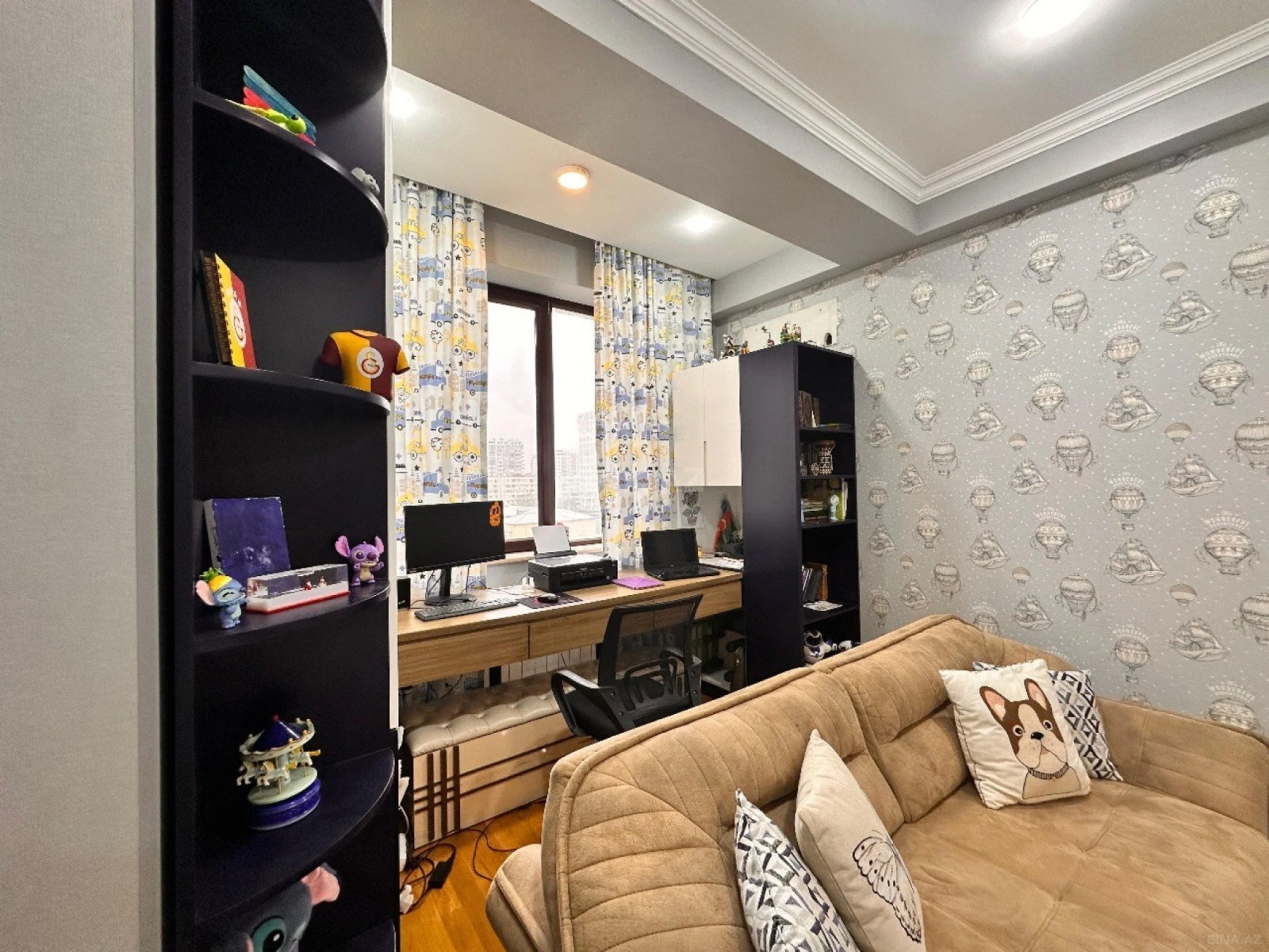 Satılır 3 otaqlı mənzil 140 m²