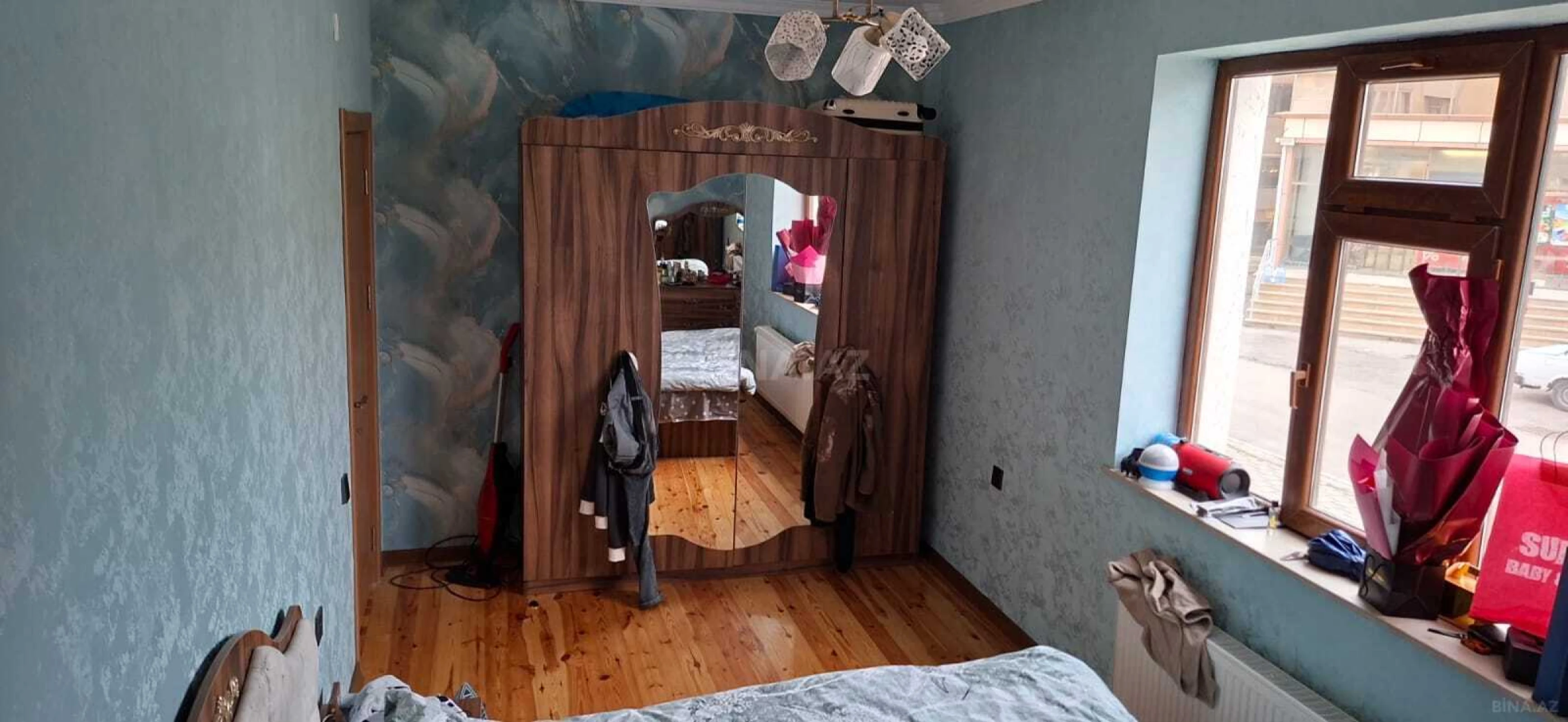 Satılır 2 otaqlı mənzil 90 m²