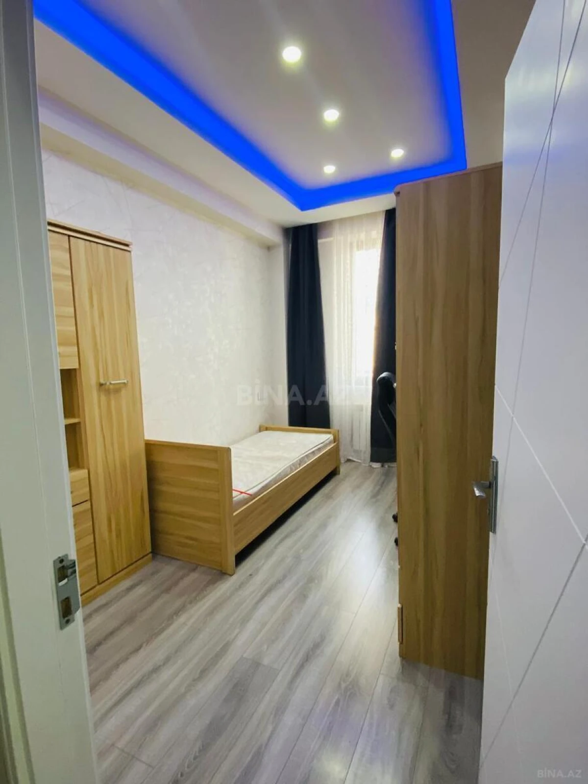 Kirayə verilir 3 otaqlı mənzil 108 m²