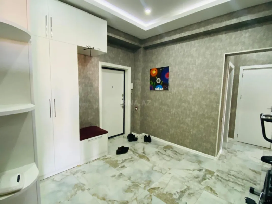 Kirayə verilir 3 otaqlı mənzil 108 m²