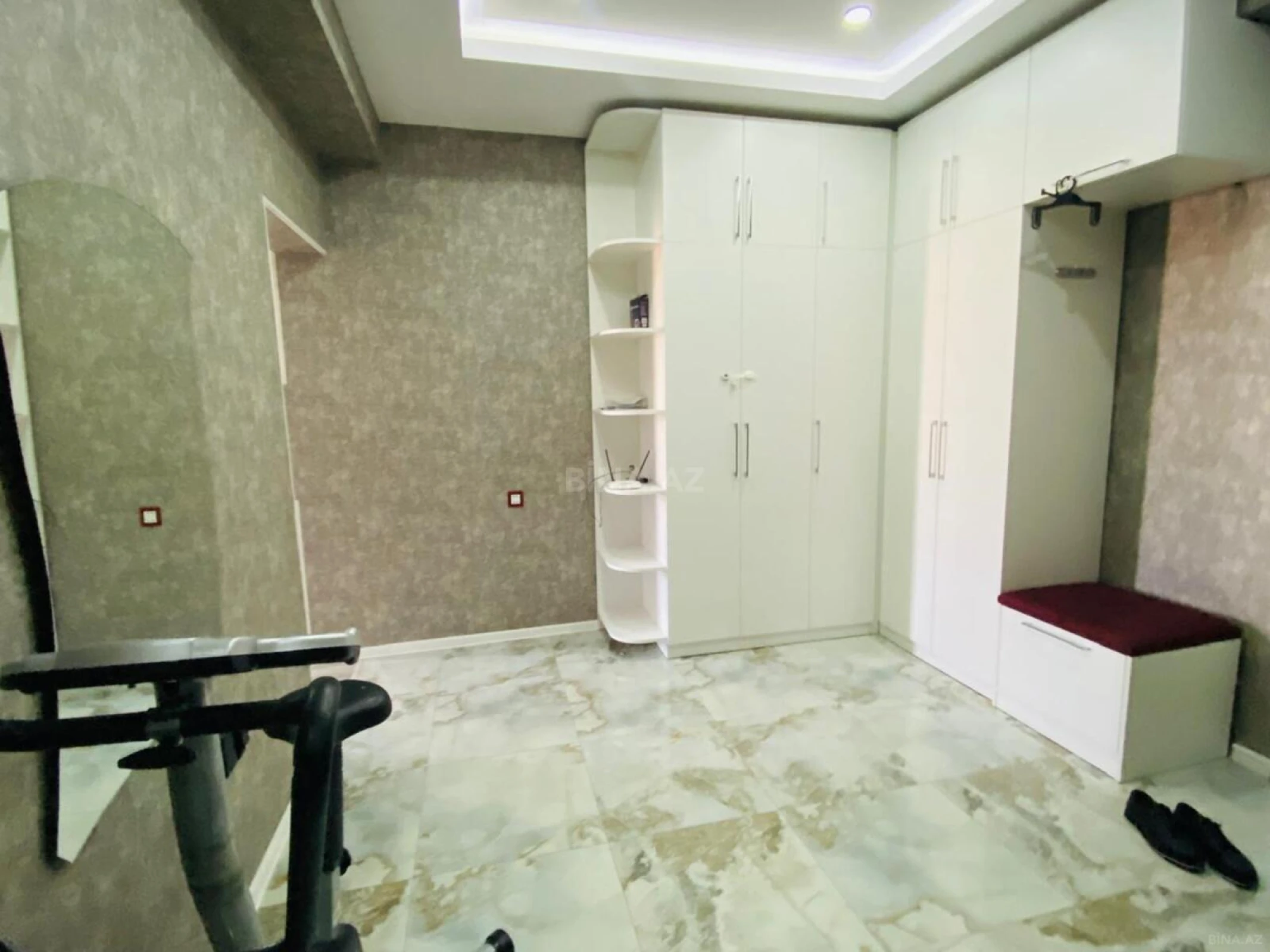 Kirayə verilir 3 otaqlı mənzil 108 m²