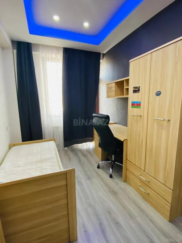 Kirayə verilir 3 otaqlı mənzil 108 m²