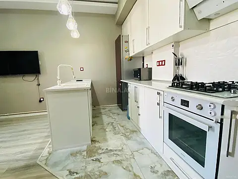 Kirayə verilir 3 otaqlı mənzil 108 m²
