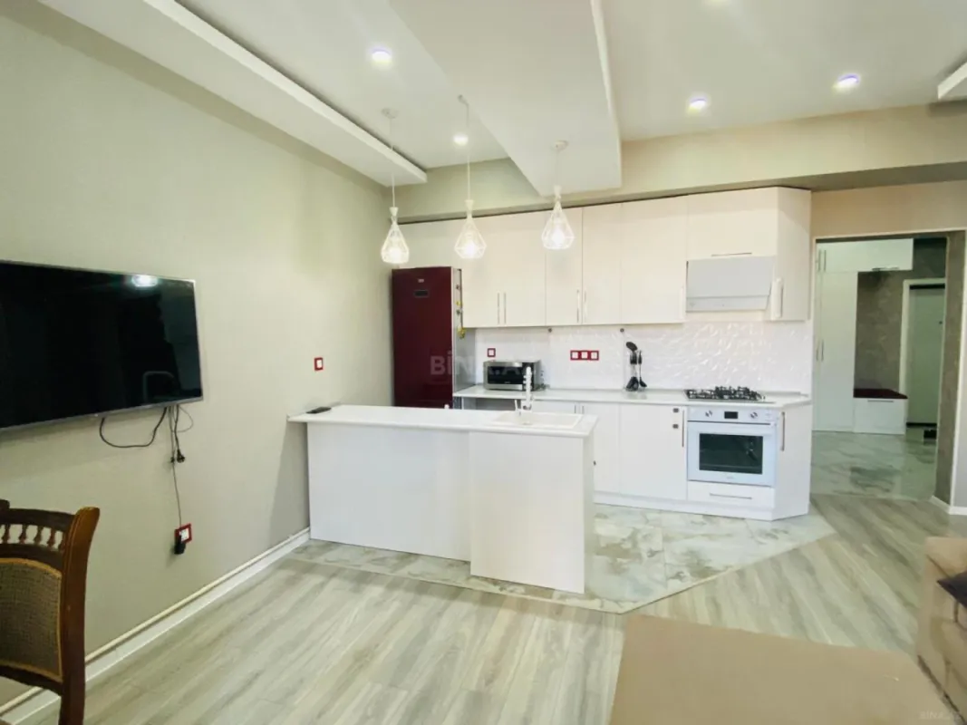 Kirayə verilir 3 otaqlı mənzil 108 m²