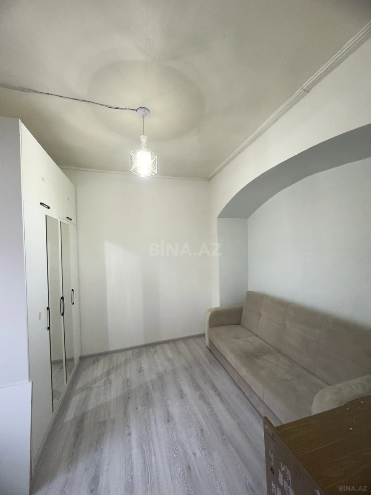 Satılır 1 otaqlı mənzil 23 m²