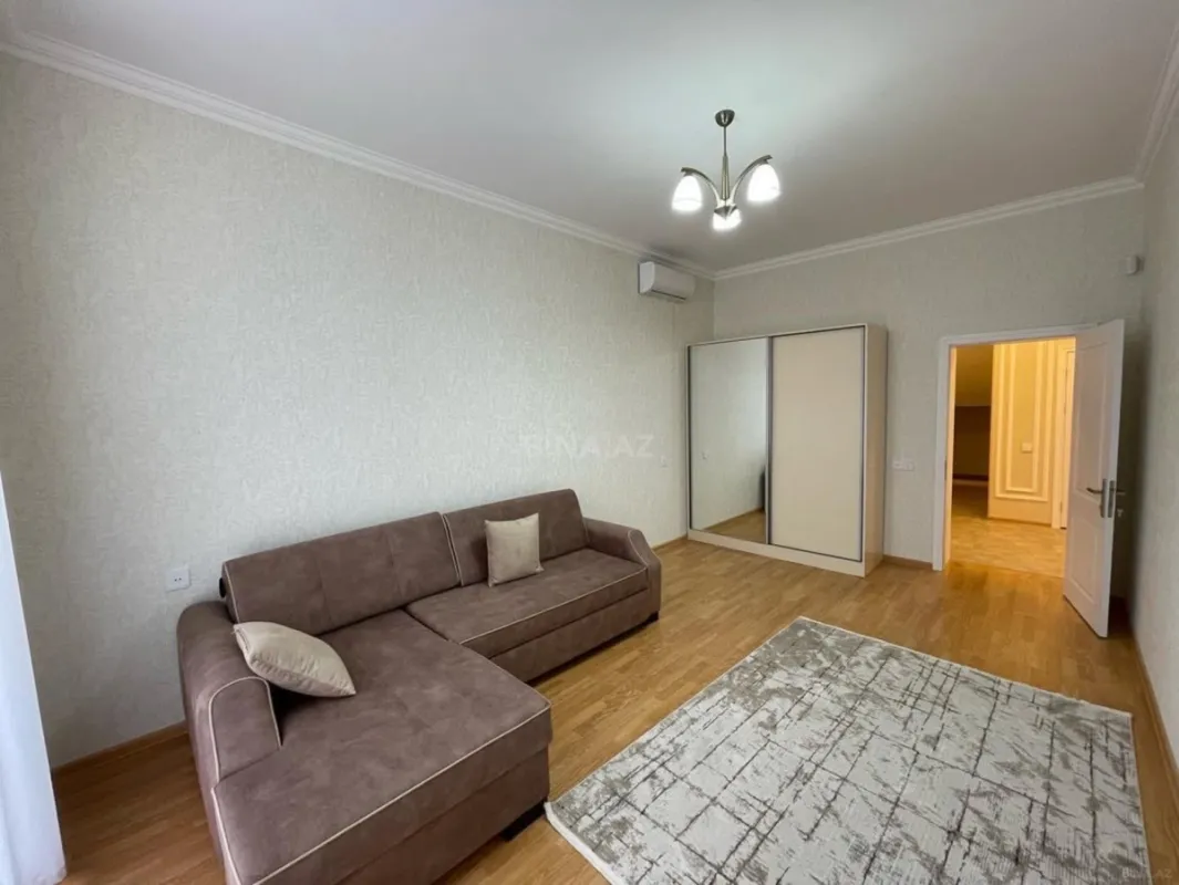 Kirayə verilir 4 otaqlı həyət evi 300 m²