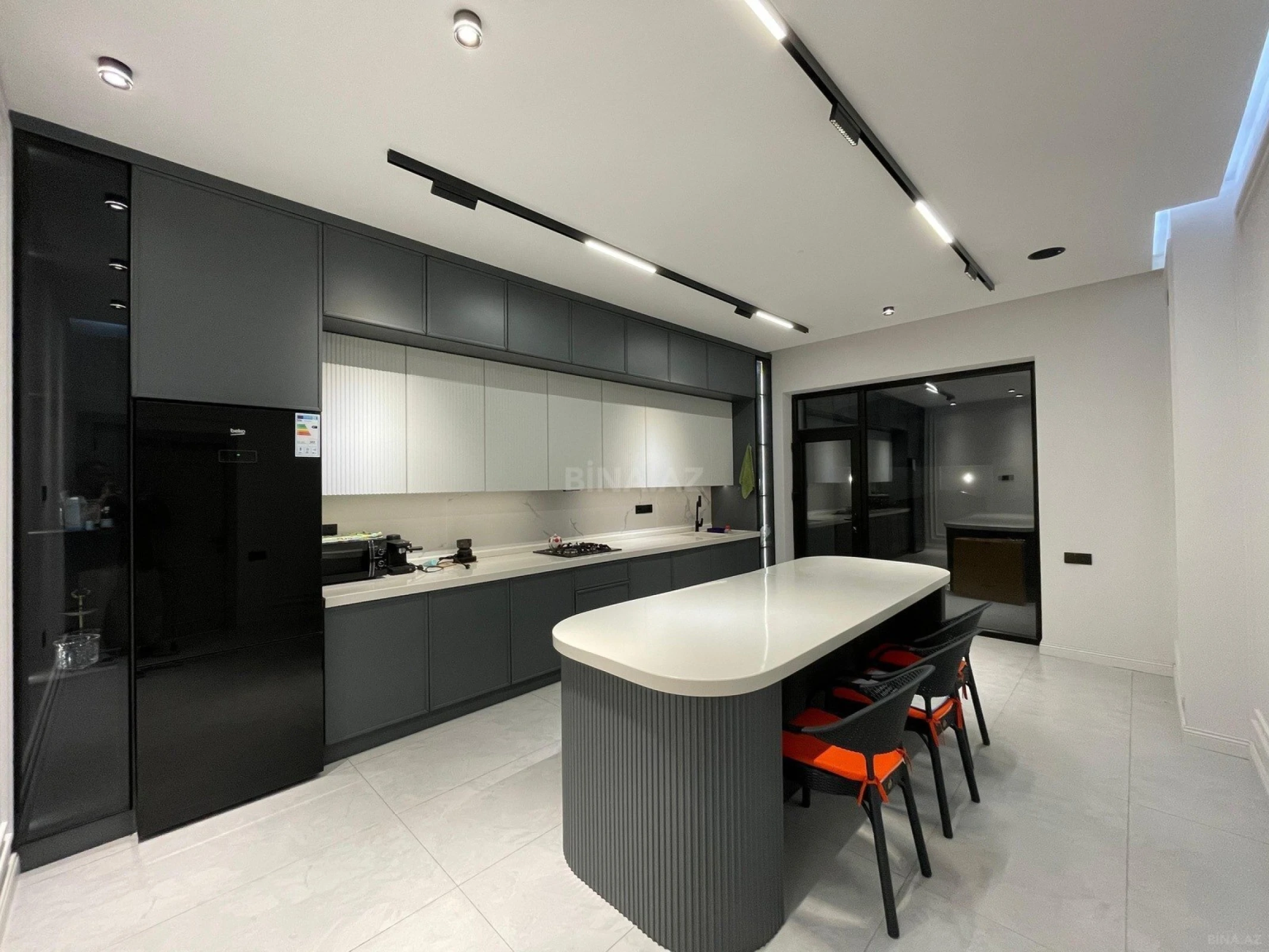 Kirayə verilir 5 otaqlı həyət evi 350 m²