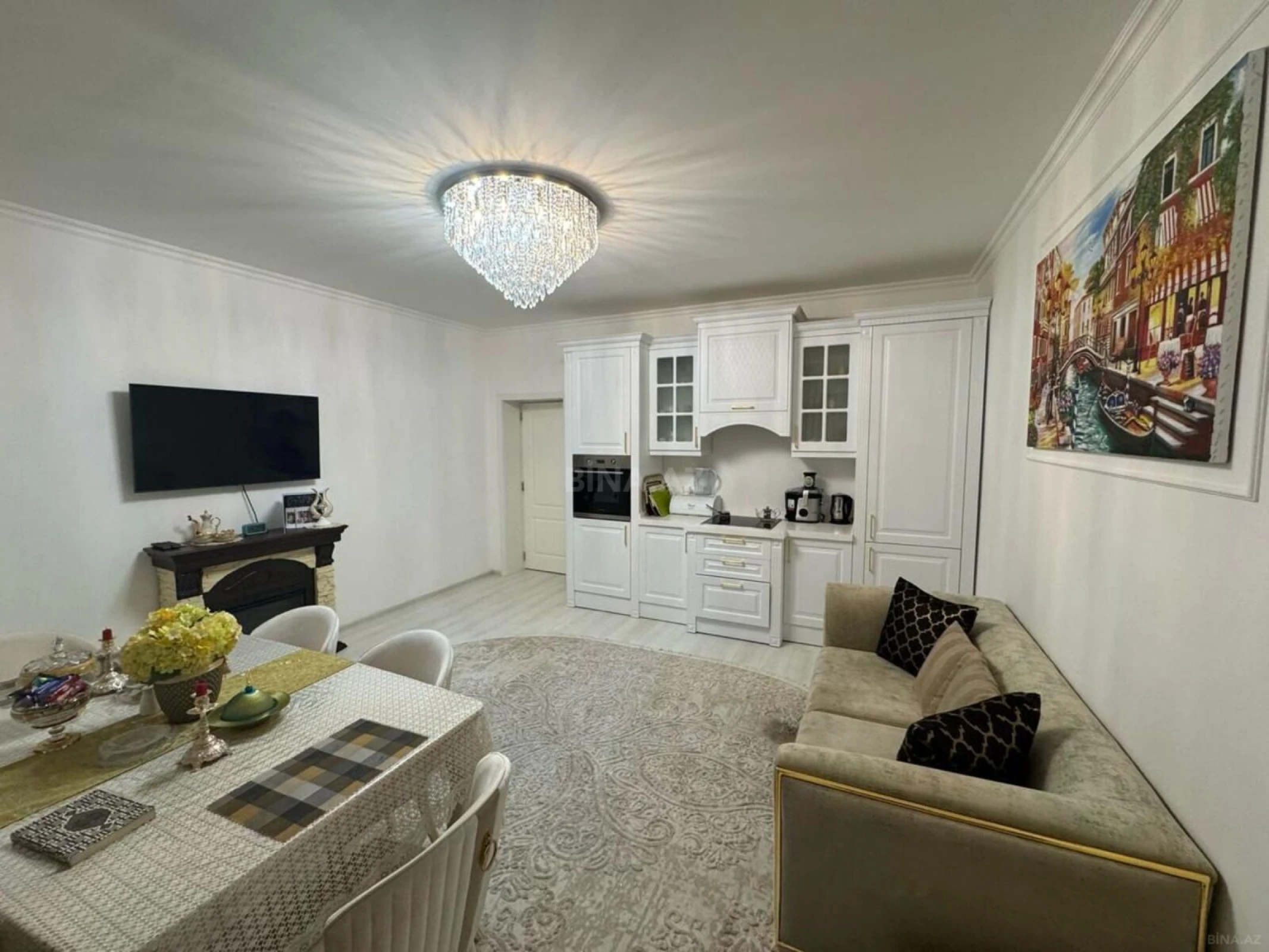 Satılır 6 otaqlı həyət evi 260 m²