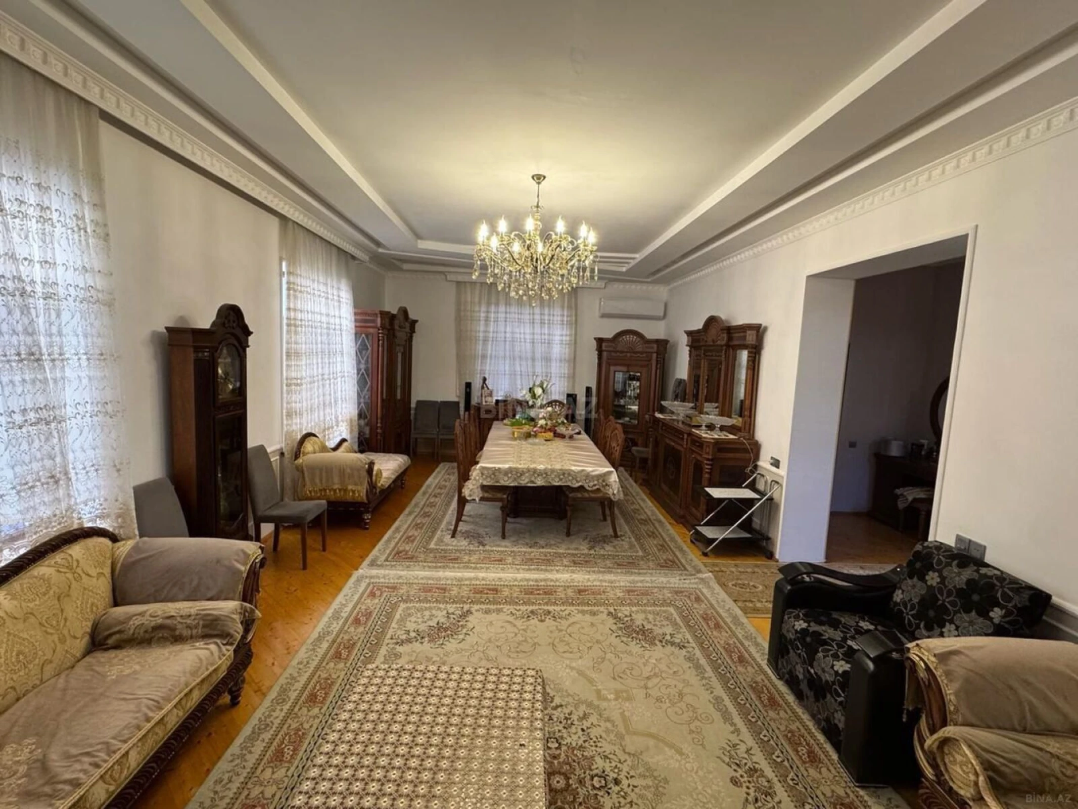 Satılır 6 otaqlı həyət evi 260 m²