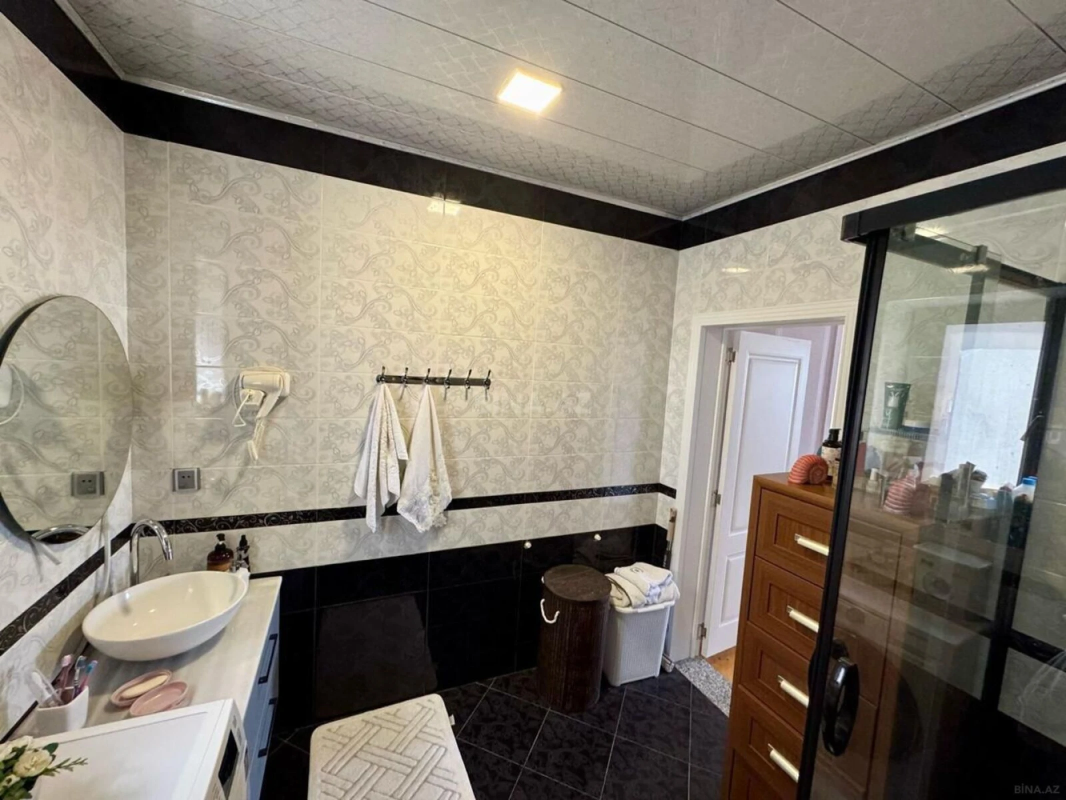 Satılır 6 otaqlı həyət evi 260 m²