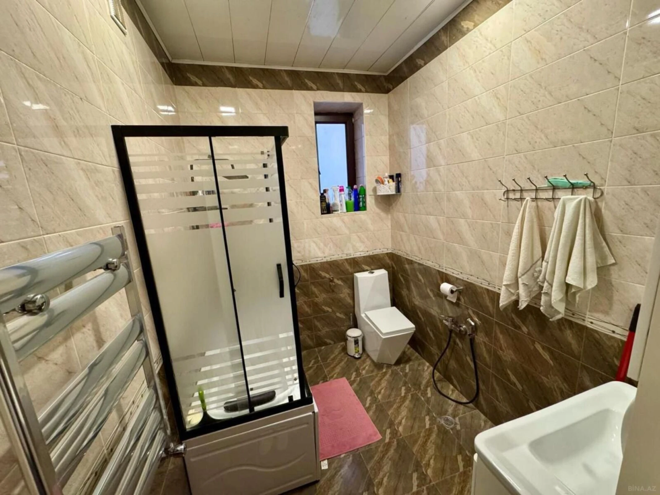 Satılır 6 otaqlı həyət evi 260 m²