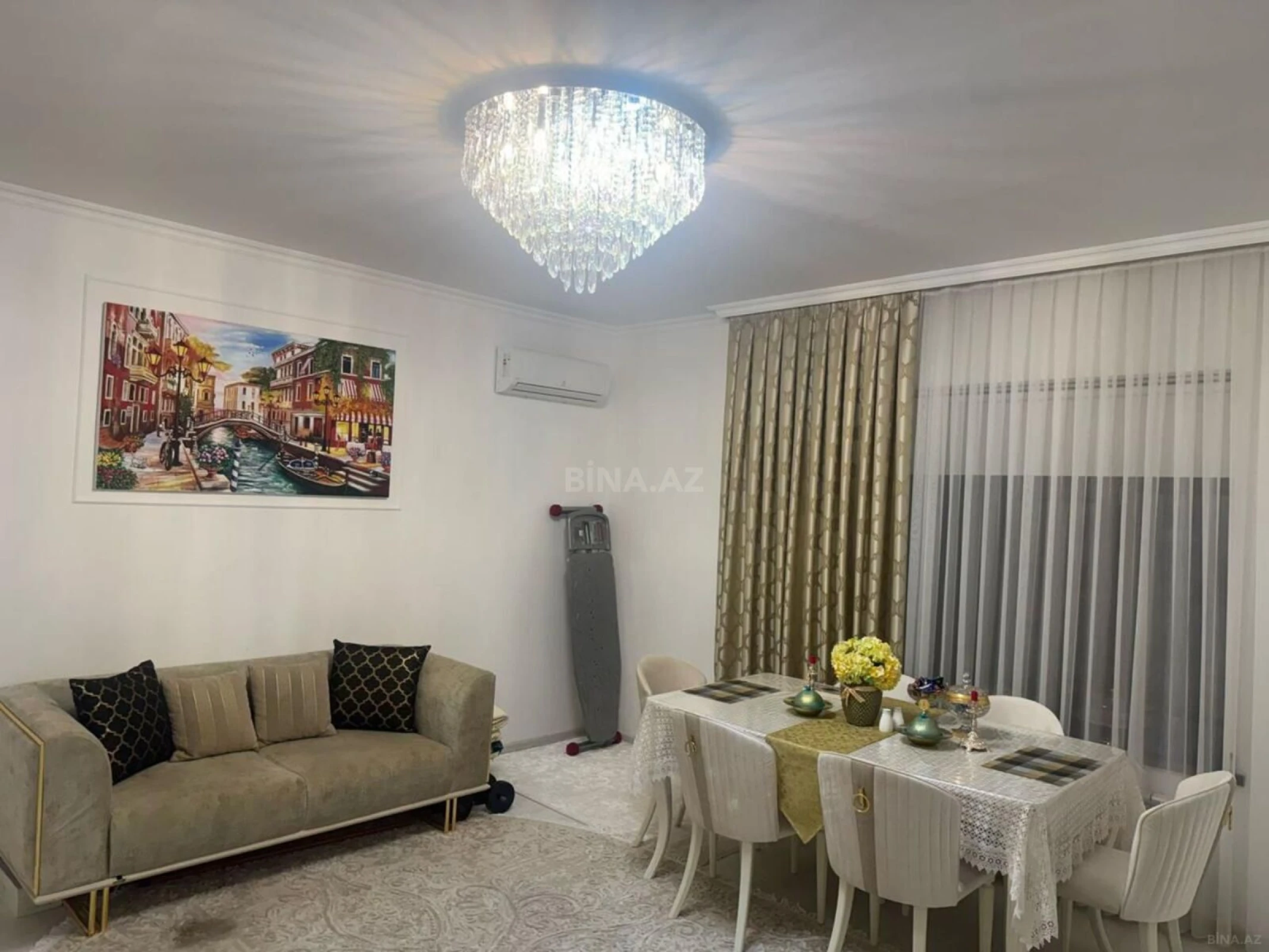 Satılır 6 otaqlı həyət evi 260 m²