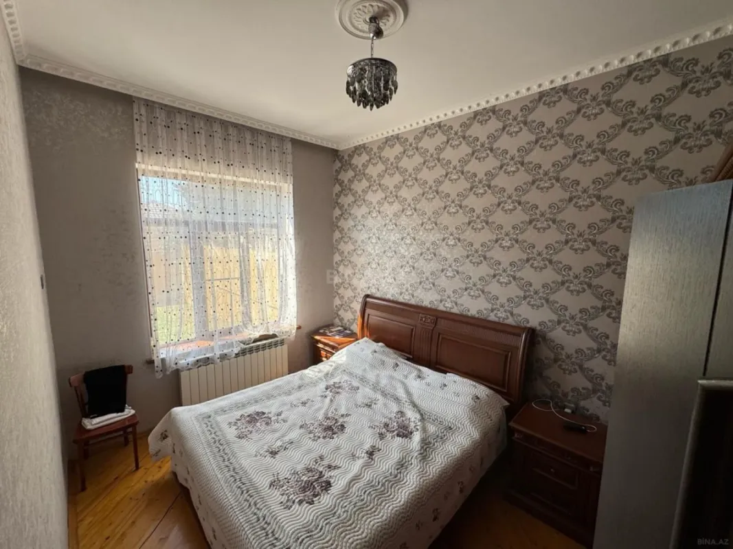 Satılır 6 otaqlı həyət evi 260 m²