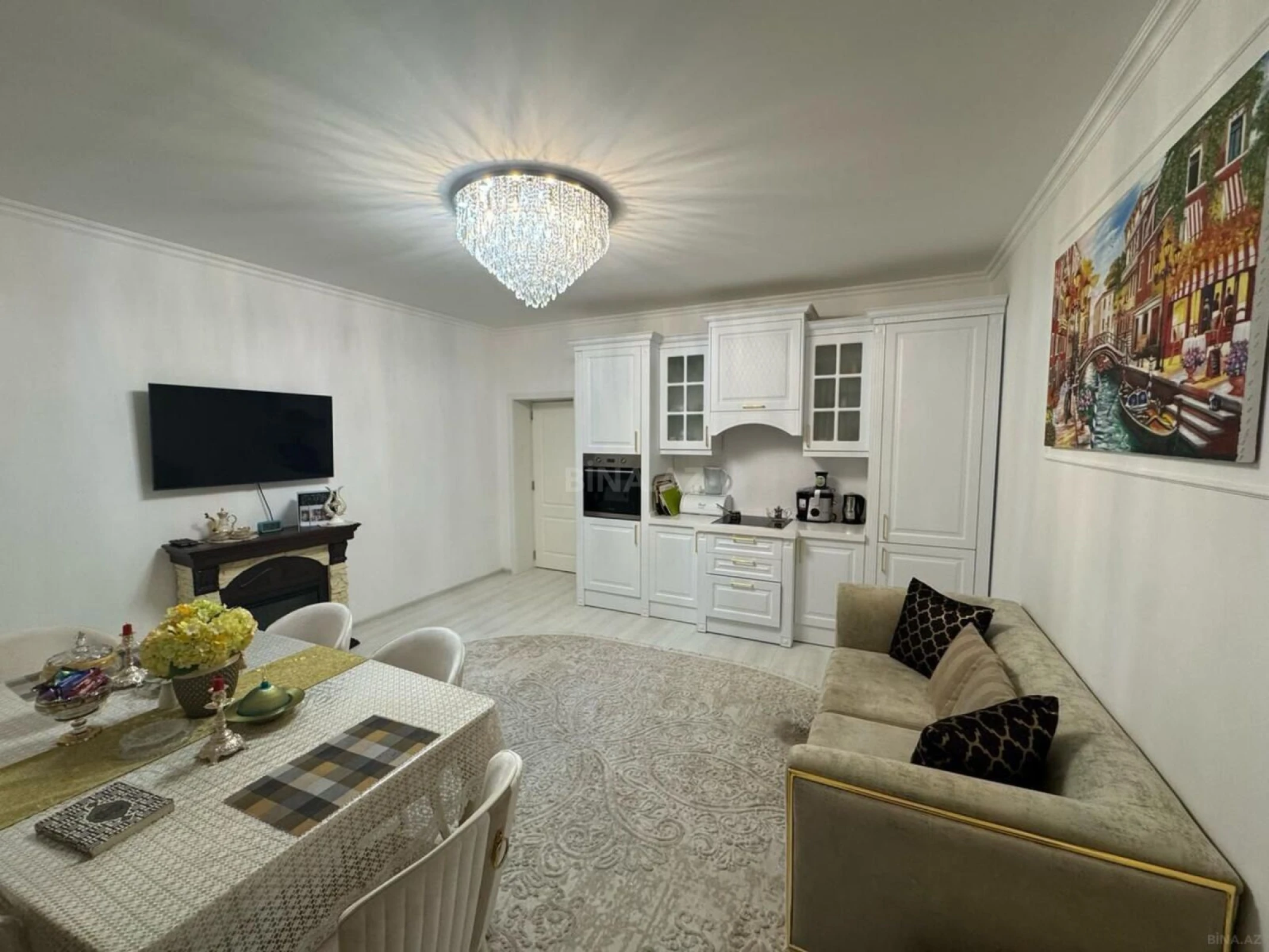 Satılır 6 otaqlı həyət evi 260 m²