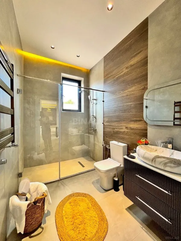 Kirayə verilir 4 otaqlı həyət evi 250 m²