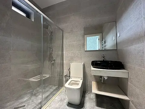 Kirayə verilir 4 otaqlı həyət evi 250 m²