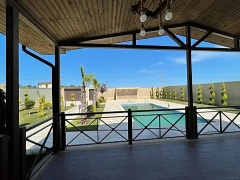 Kirayə verilir 4 otaqlı həyət evi 300 m²