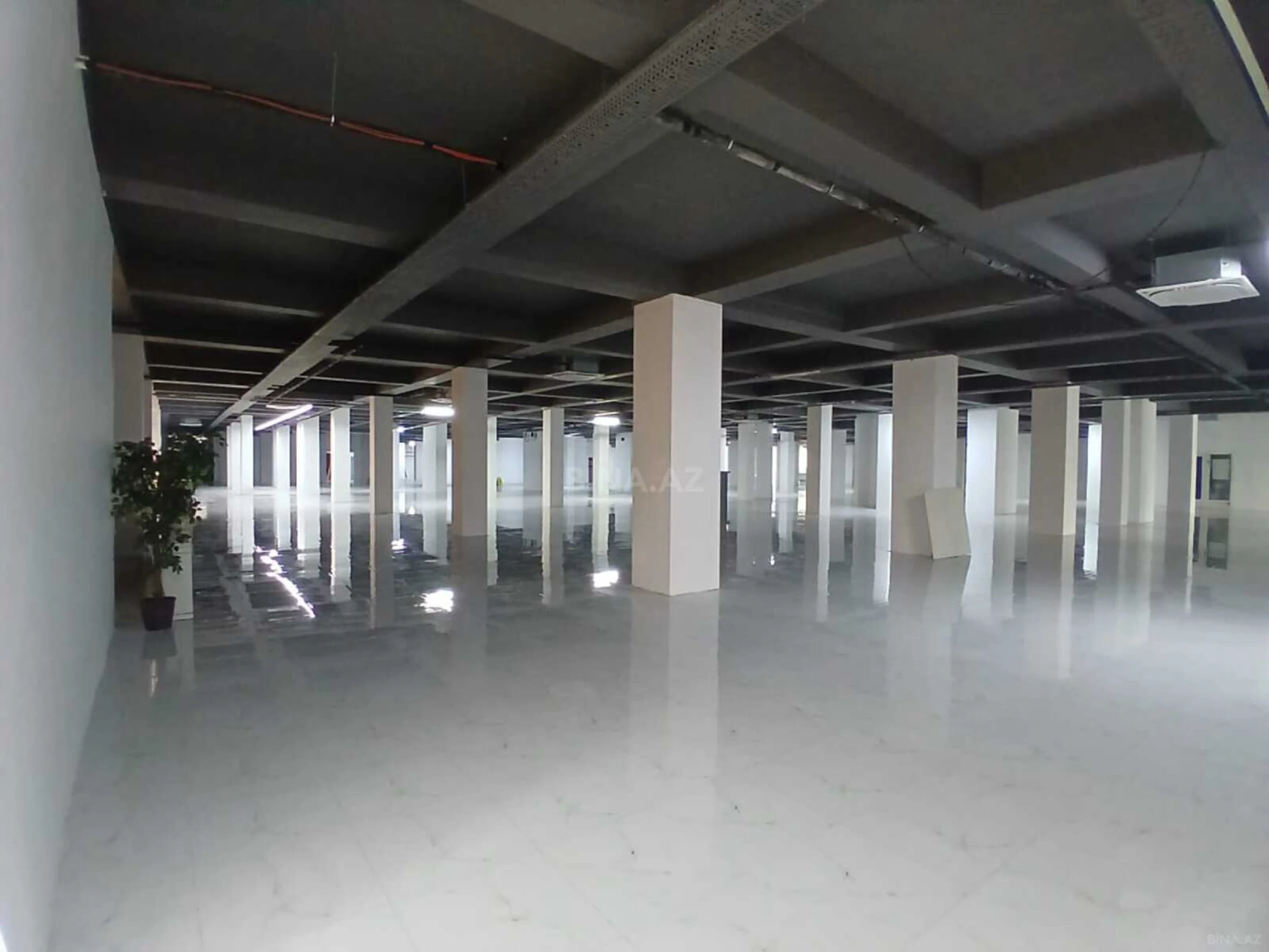 Kirayə verilir obyekt 75 m²