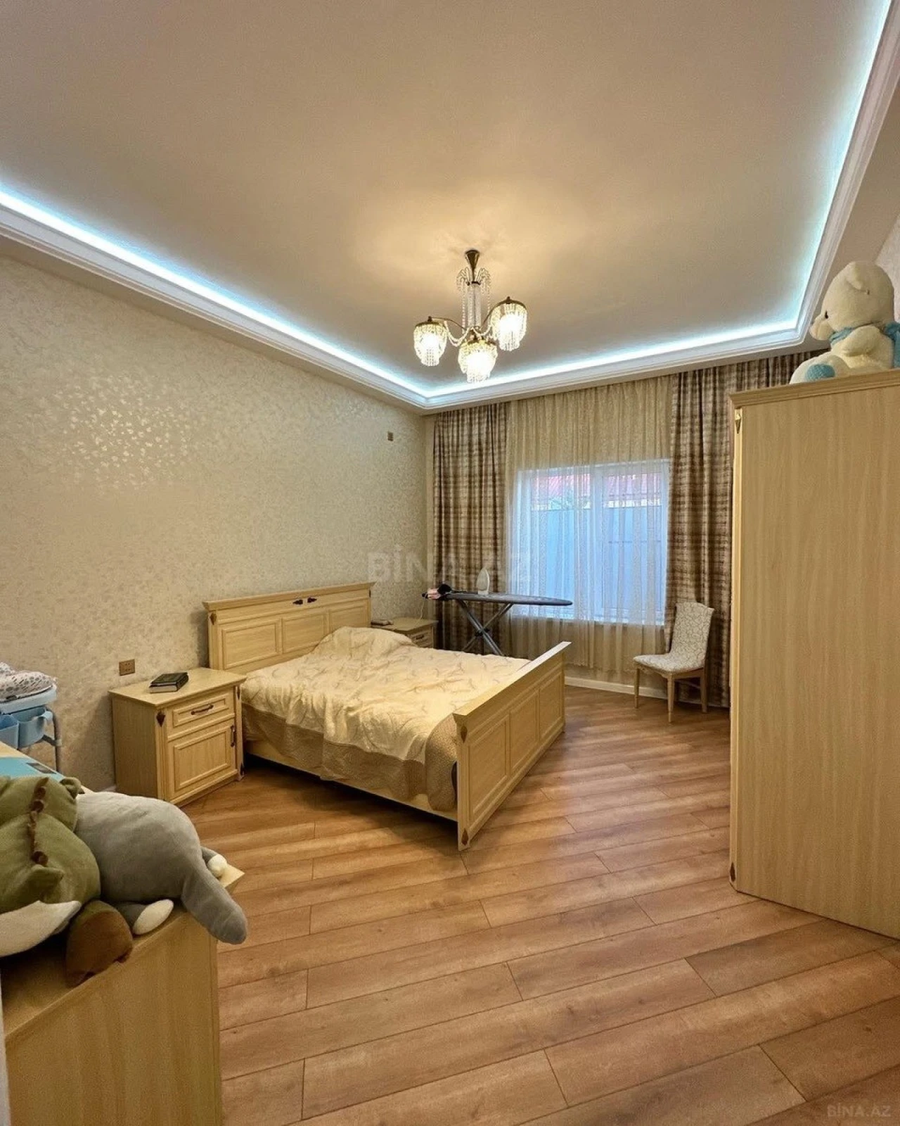 Kirayə verilir 4 otaqlı həyət evi 250 m²
