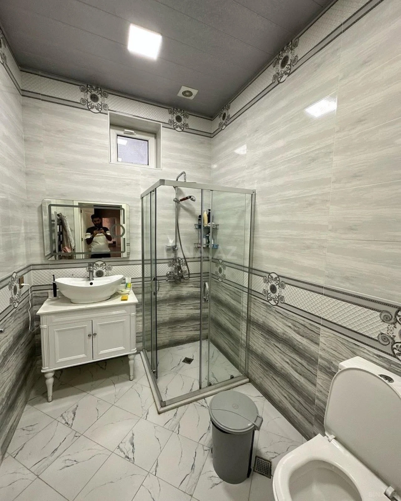 Kirayə verilir 4 otaqlı həyət evi 250 m²