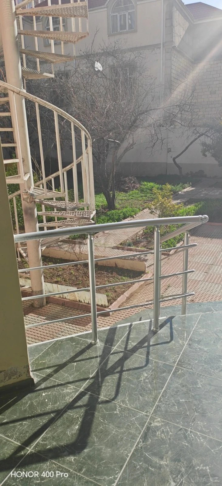 Kirayə verilir obyekt 560 m²