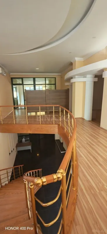 Kirayə verilir obyekt 560 m²