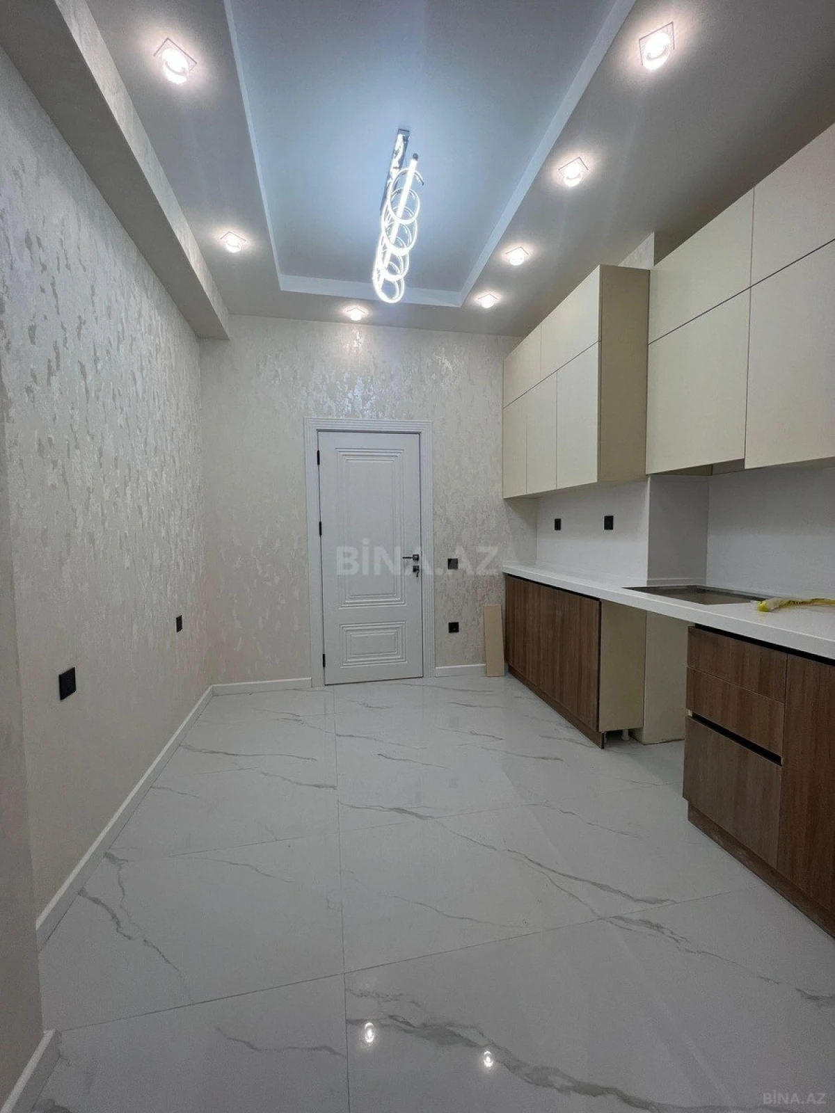 Satılır 3 otaqlı mənzil 90 m²