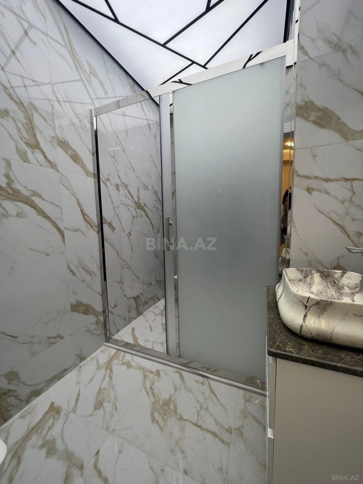 Satılır 3 otaqlı mənzil 90 m²