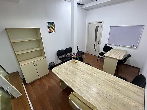 Kirayə verilir 1 otaqlı ofis 17 m²