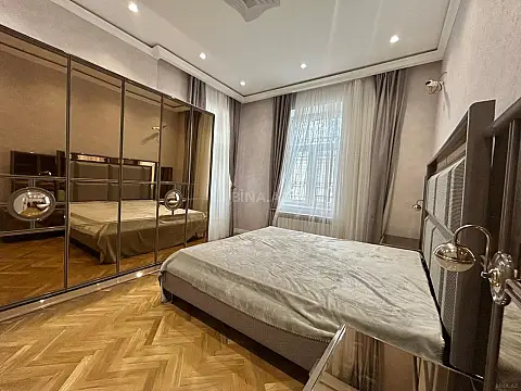 Kirayə verilir 3 otaqlı mənzil 100 m²