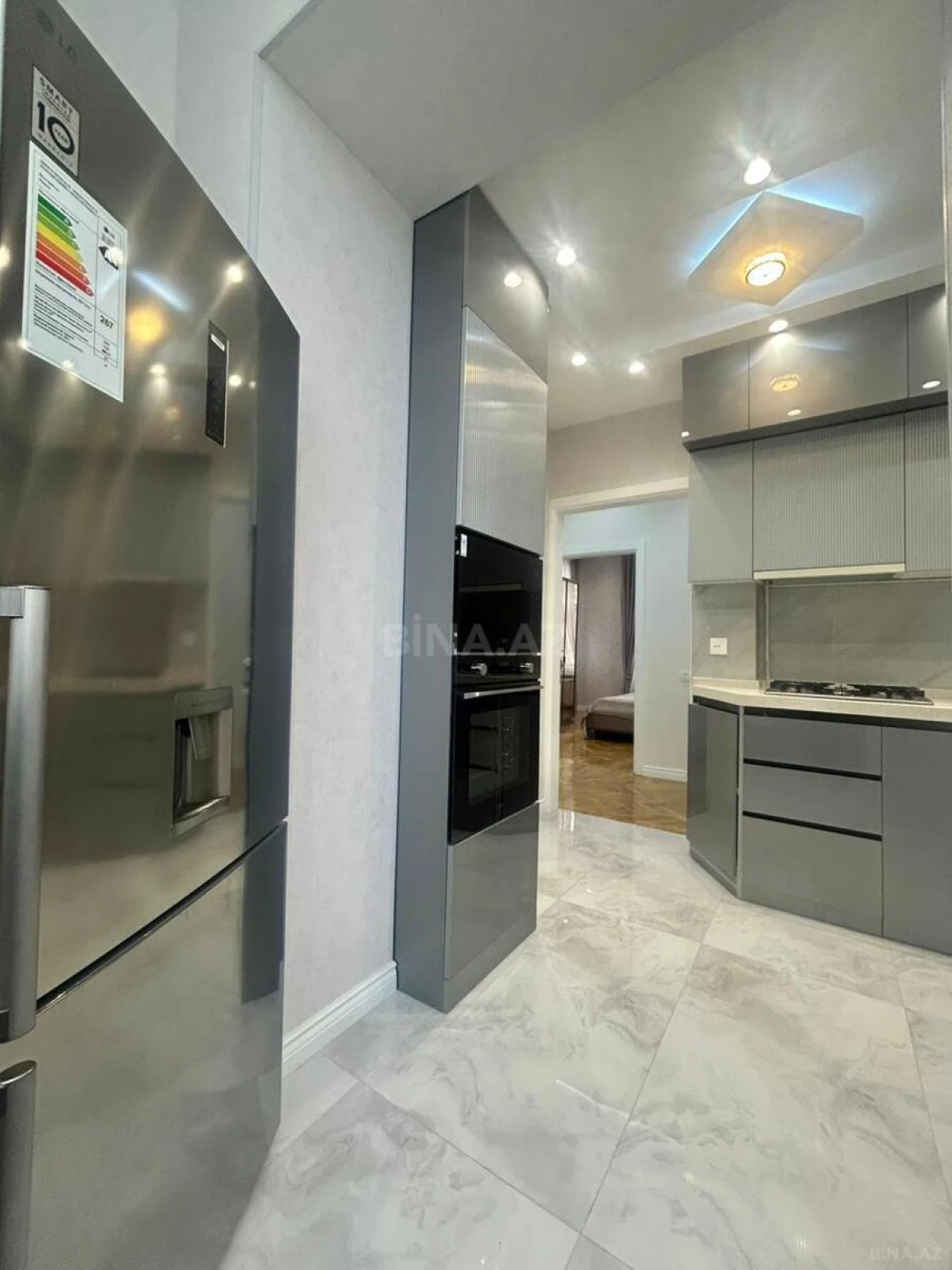 Kirayə verilir 3 otaqlı mənzil 100 m²