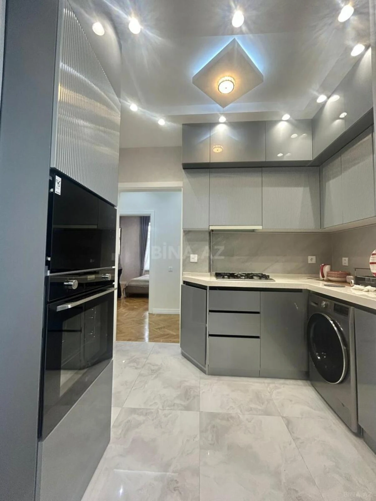 Kirayə verilir 3 otaqlı mənzil 100 m²